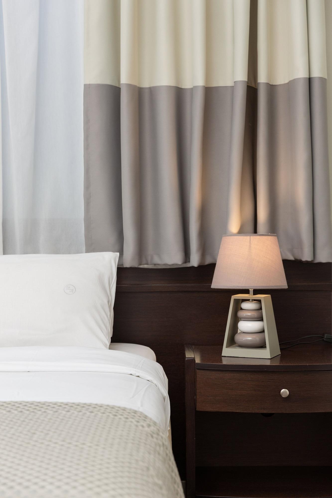 Heaven Hotel Thessaloniki Airport Neon Rysion Bagian luar foto