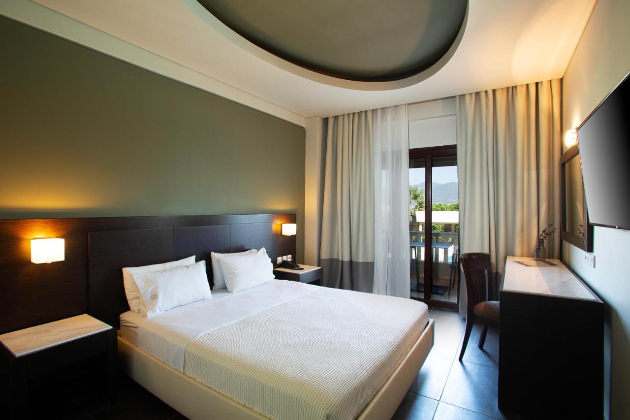 Heaven Hotel Thessaloniki Airport Neon Rysion Bagian luar foto
